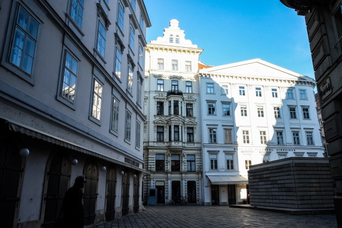A sunny street in Vienna